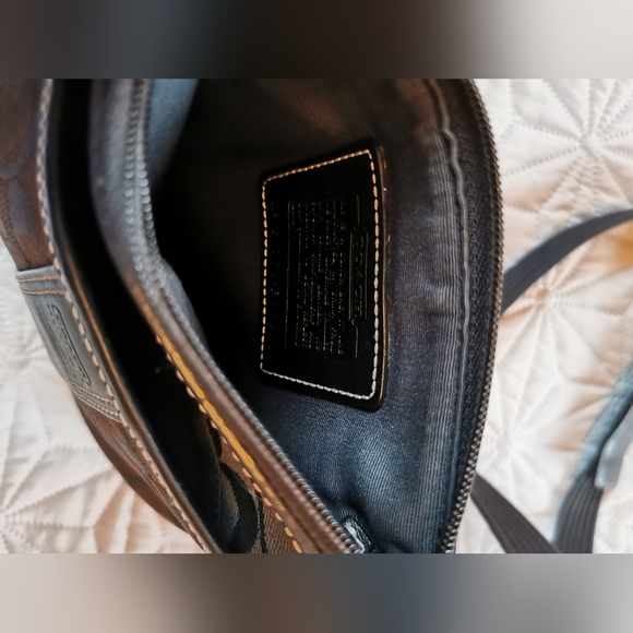 Coach Black Signature Crossbody Bag - Picture 11 of 12